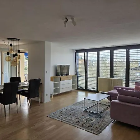 Feel Good With Forest View Apartment Zürich