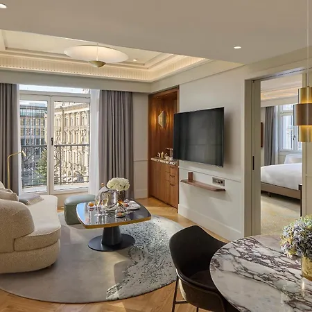 Mandarin Oriental Savoy, Hotel 5*