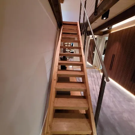 Le Bijou Lintheschergasse / Hb Apartment
