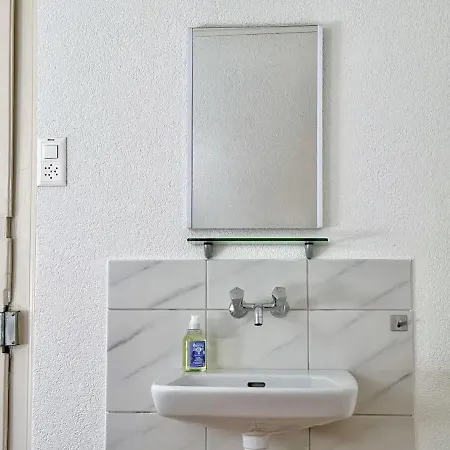 Citycentral 2 Bedroom Flat Near Main Station Zürich