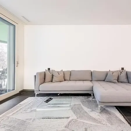 Luxus Mit Garten Apartment