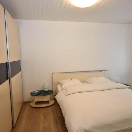 Centrally Located 2br - Color 23 Zurich