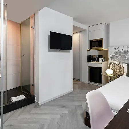 Visionapartments Brandschenkestrasse - Contactless Check-in Aparthotel 3*