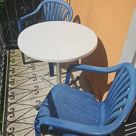 Preiswertes Zum Uebernachten * Zürich
