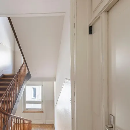 Kaya Turquoise Apartment Zurich