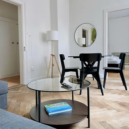 Apartment Citycentral 2 Bedroom Flat Near Main Station Zürich