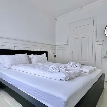 Citycentral 2 Bedroom Flat Near Main Station Apartment Zürich