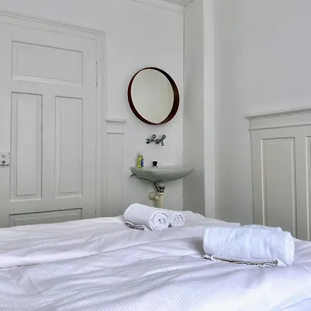 Citycentral 2 Bedroom Flat Near Main Station Apartment Zürich