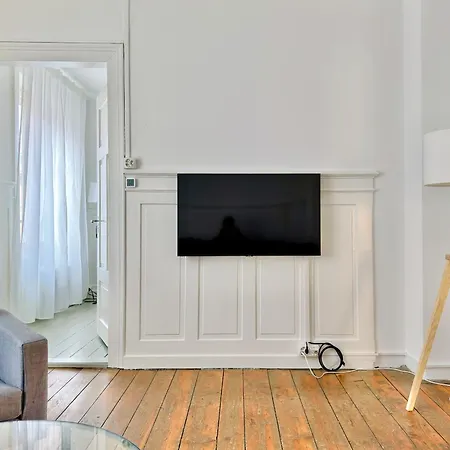 Apartment Citycentral 2 Bedroom Flat Near Main Station Zürich