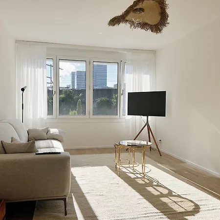 Apartment Stilvolle In Oerlikon! -202- Zurich