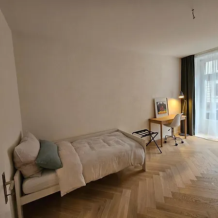 New 2 Bedroom - 15min From Paradeplatz Apartment Zürich