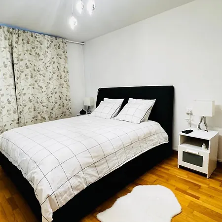 Green Heaven House Apartment
