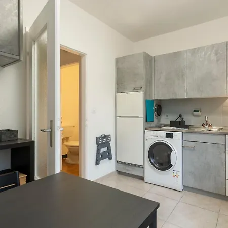Gemuetlich Eingerichtete Im Herzen Von Apartment Zurich