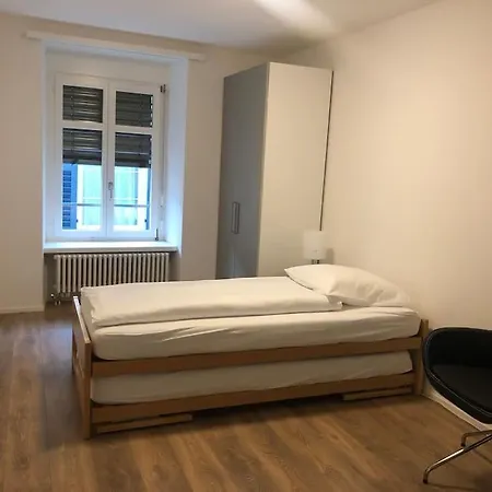 Fantastic 2br Flat Close To Paradeplatz - Canal2 Apartment