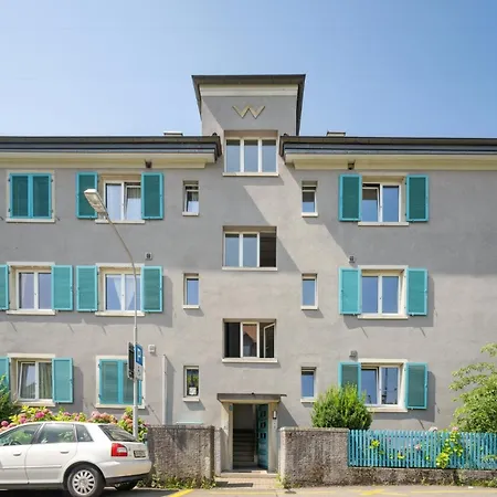 Apartment Comfortable In Oerlikon 20 Minutes Away From Airport Zürich