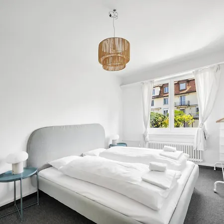 Apartment Comfortable In Oerlikon 20 Minutes Away From Airport