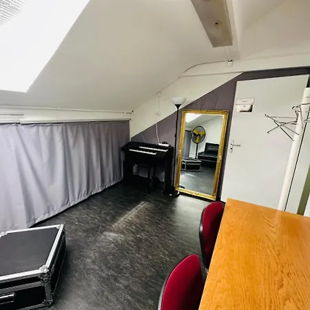 Apartment Raum Und Zeit Zurich