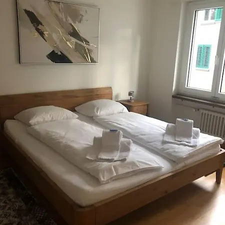 Cozy And Sunny 2br Flat In The Centre - Sky10 Apartment Zurich