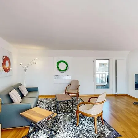 Fantastic Penthouse Near - Mainau 14 Apartment *