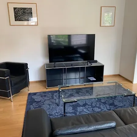 And Big 1br Flat In The Center - West 5 Zurich