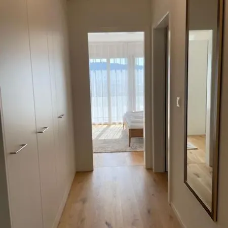 Faboulous 1br Near Center - Sun 16 Apartment