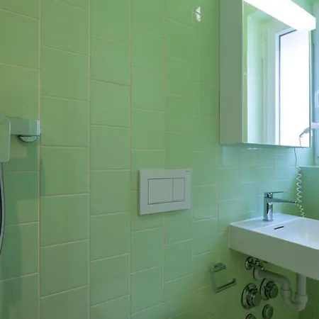Hitrental Riesbach Apartment *