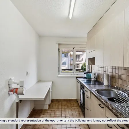 Apartment Urban Charm: Your Comfy Close To The Zürich
