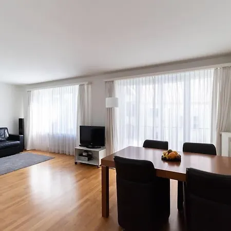 2 Bedroom Close To - D2