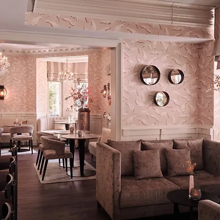 Alden Splügenschloss Hotel 5*