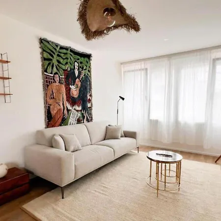 Apartment Spacious Floor For 8 Guests -10-