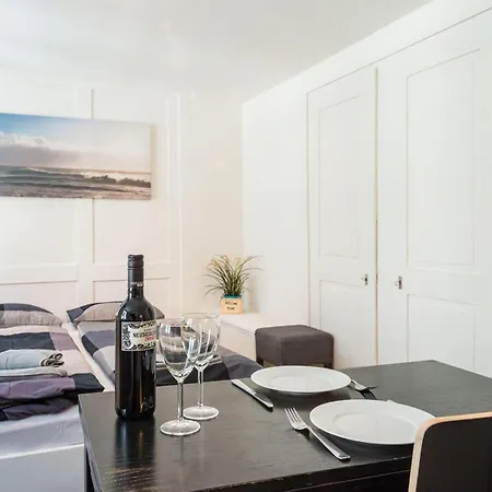 Apartment Hitrental Schmidgasse - Zürich