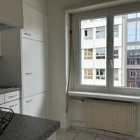 Cozy Near Opera - Cross 3 Apartment