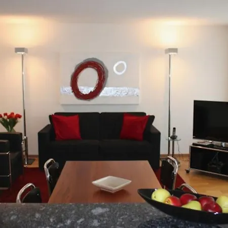 Executive 1bd Flat In Center - Hoesch 3 Apartment *