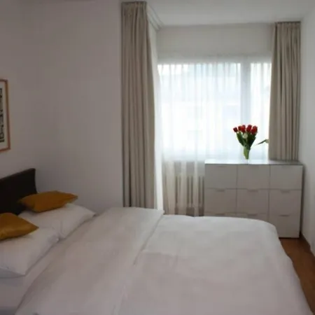 Apartment Executive 1bd Flat In Center - Hoesch 3