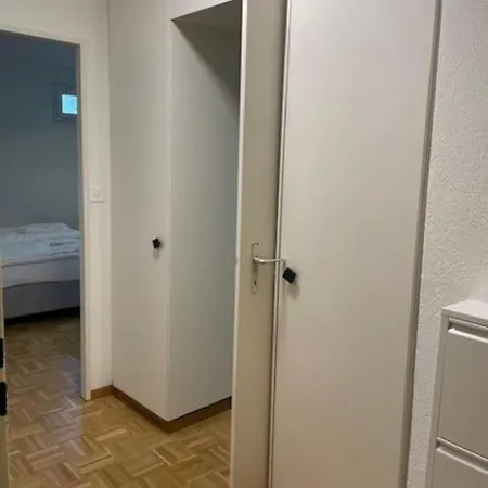 Apartment Very - Art 3 *