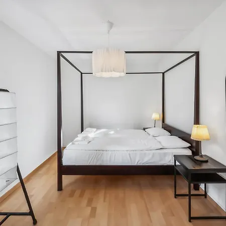 Apartment Comfortable In Oerlikon 20 Minutes Away From Airport *