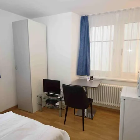 At Famous Location - Stork 21 Apartment Zürich
