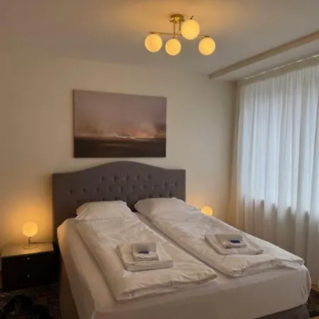 Apartment Modern 1br With In Trendy Area - West 10