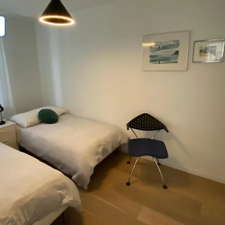H3 With 3,5 Rooms, 2 Bedroom Livingroom And Big Kitchen, Modern And * Zurich