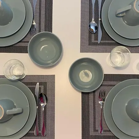 H3 With 3,5 Rooms, 2 Bedroom Livingroom And Big Kitchen, Modern And Apartment Zurich