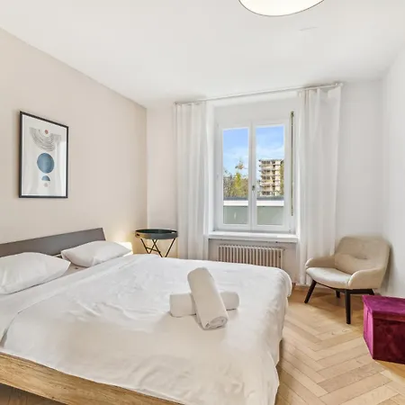 Apartment Badenerstrasse 356 - Self Check In By Homenhancement *