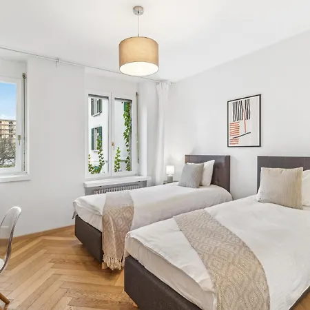 Apartment Badenerstrasse 356 - Self Check In By Homenhancement Zurich