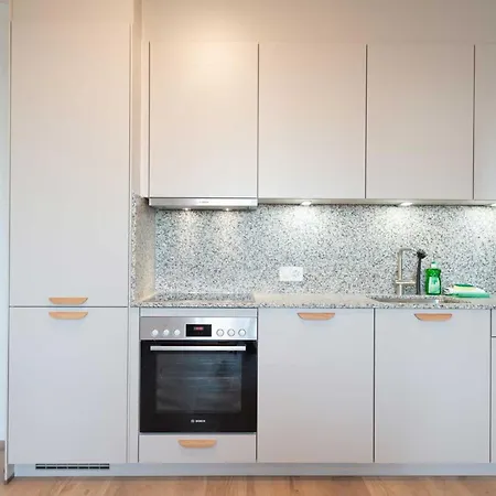 Hitrental Letzigrund - Apartment Zurich