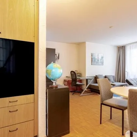 5-mins Walk To Main Station - Center Zürich
