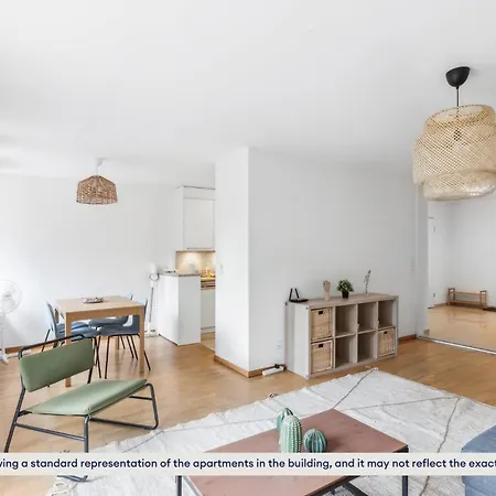 Chic 3-bedroom Near Center Zürich