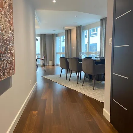 Apartment Luxury 250sqm With Ac & Parking Zurich