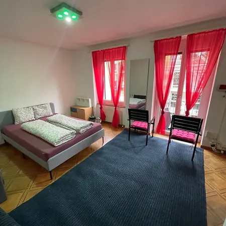 7 Preiswertes In Privater Wohnung, Kein Hotel, Ohne Personal, Zum Uebernachten * Zurich