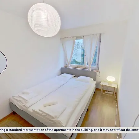 Simple And Warm On Koeschenruetistrasse Apartment
