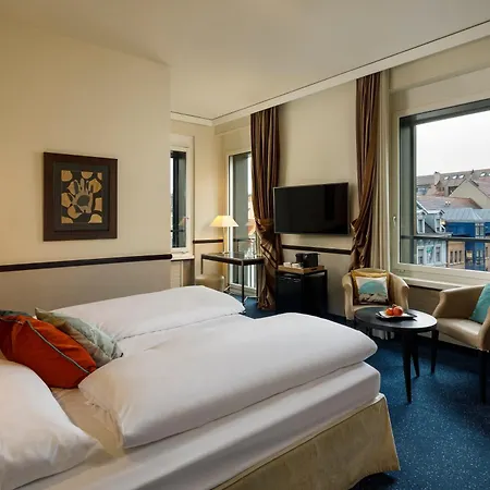 Opera 4* Zürich