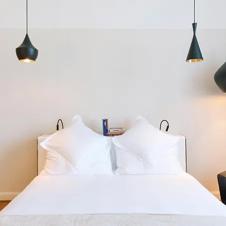 Hotel B2 4*